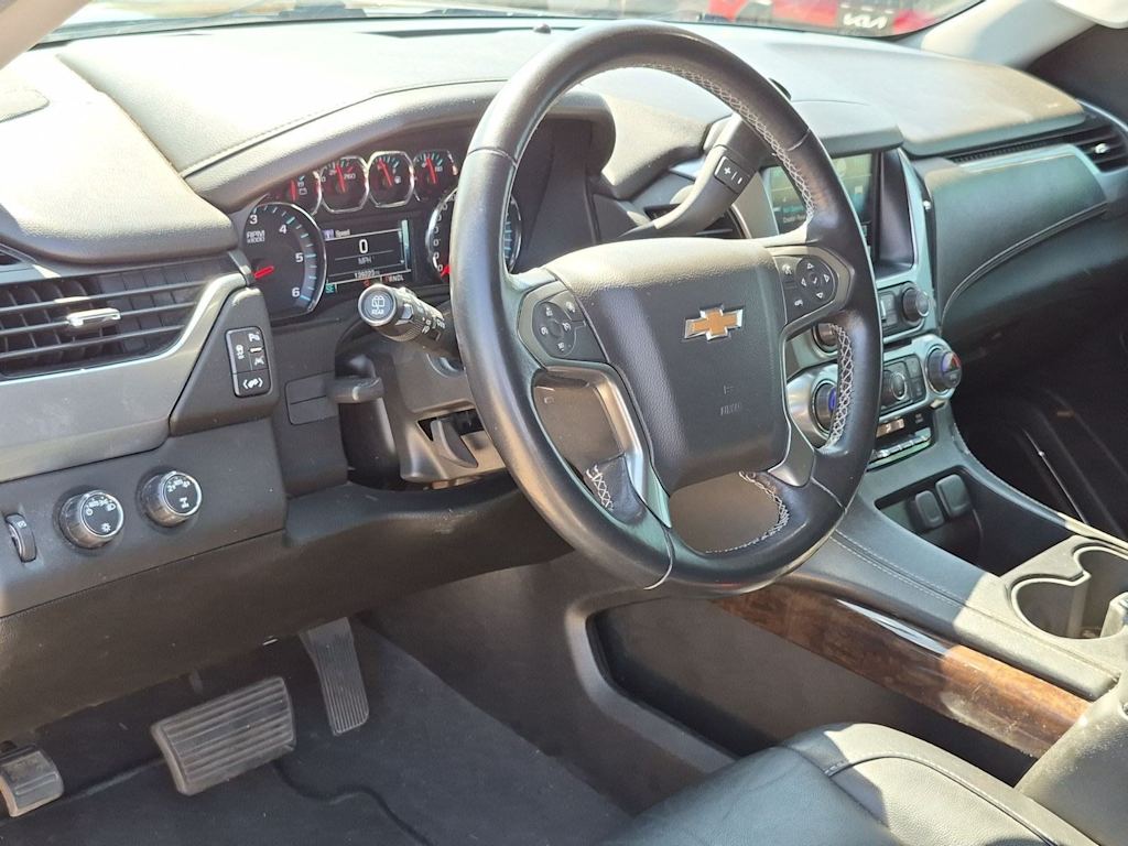 Thumbnail: 2019 Chevrolet Suburban - 2