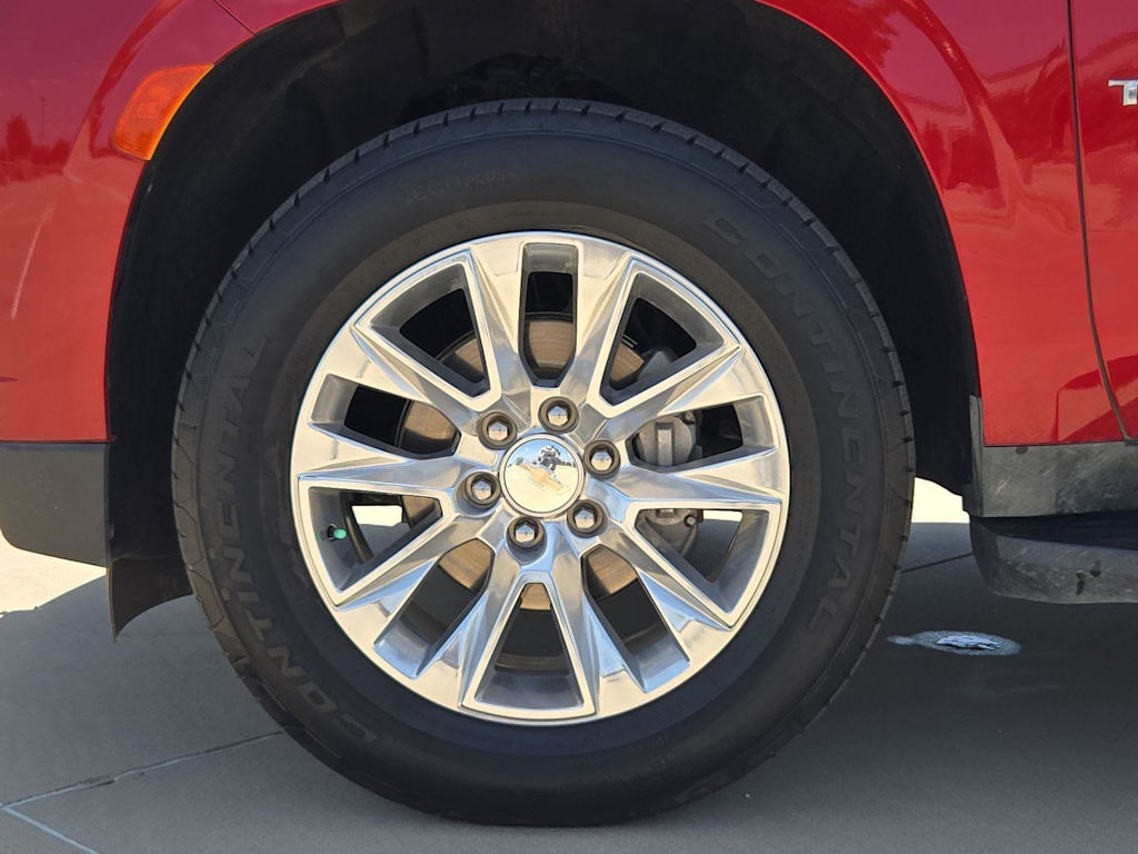Thumbnail: 2024 Chevrolet Tahoe - 8
