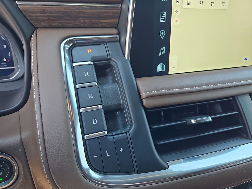 Thumbnail: 2024 Chevrolet Tahoe - 35