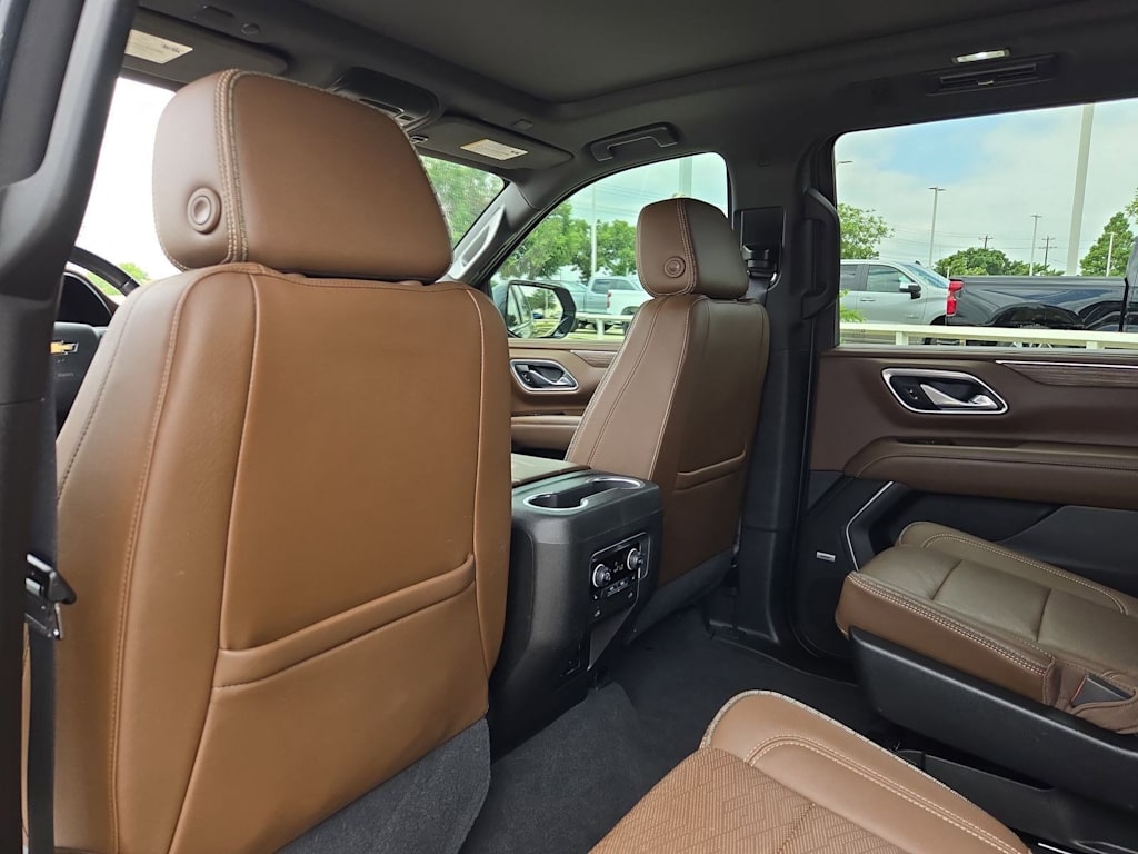 Thumbnail: 2021 Chevrolet Tahoe - 12