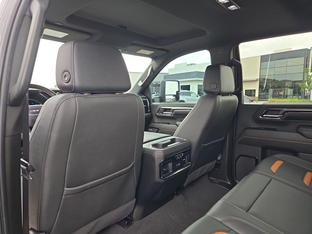Thumbnail: 2024 GMC Sierra 2500 - 12