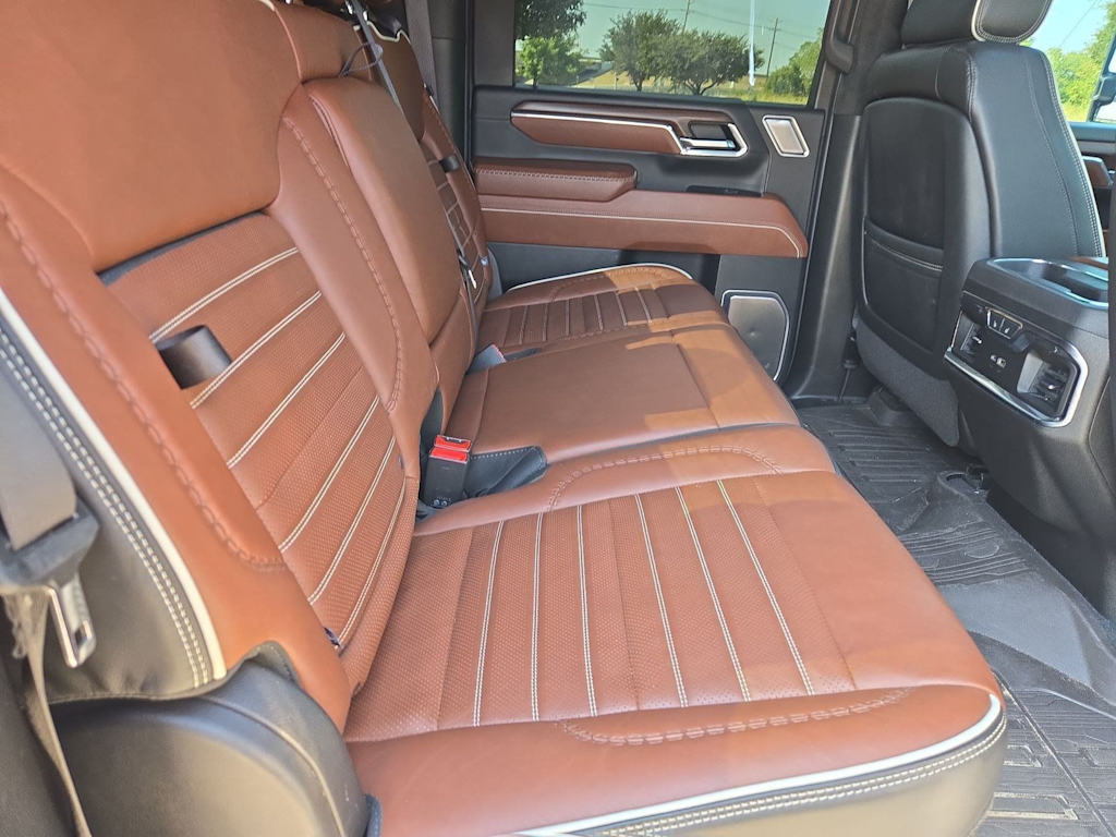 Thumbnail: 2024 GMC Sierra 3500 - 11