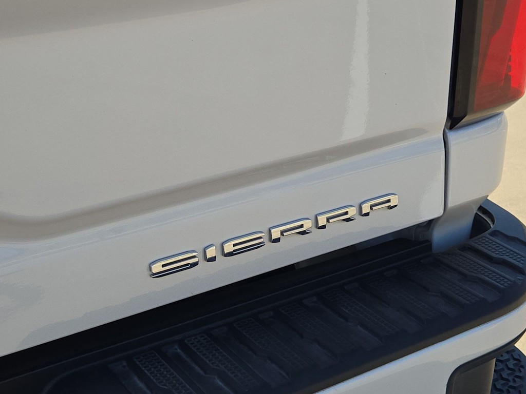 Thumbnail: 2024 GMC Sierra 3500 - 24