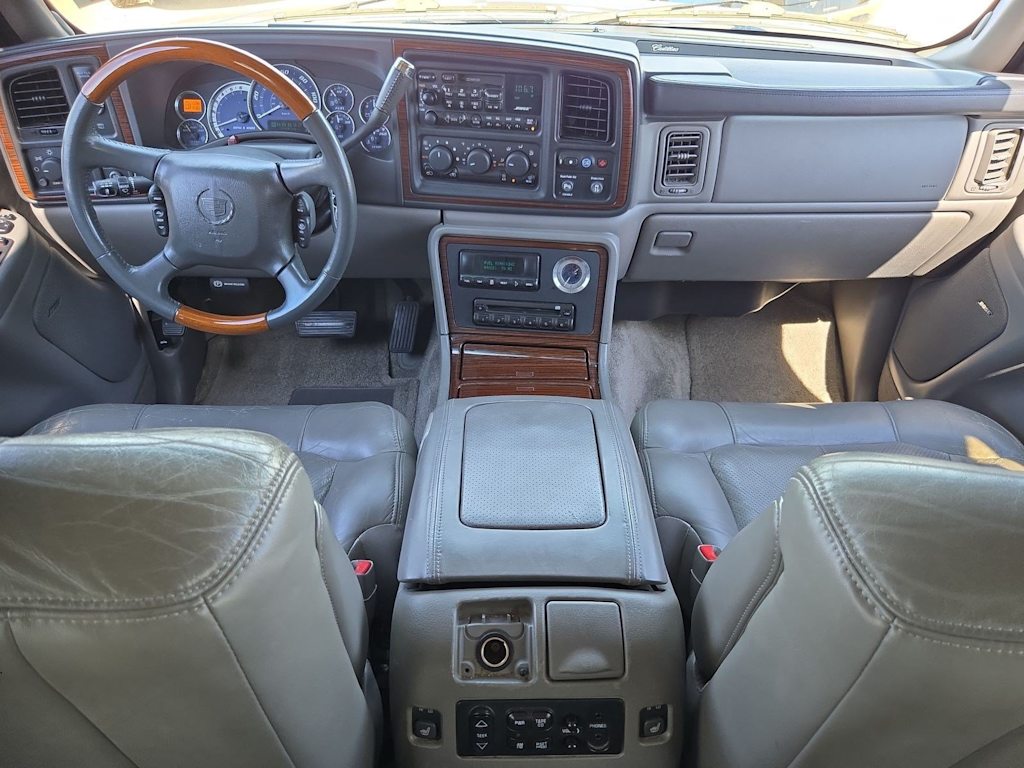 Thumbnail: 2002 Cadillac Escalade - 9
