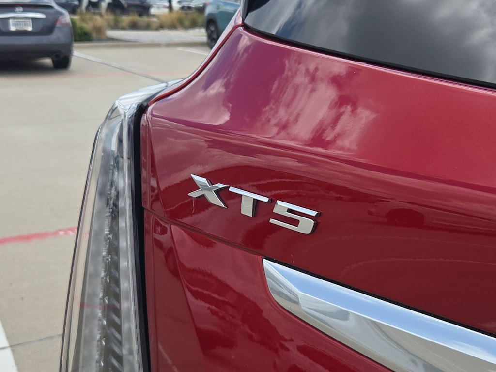 Thumbnail: 2024 Cadillac XT5 - 23