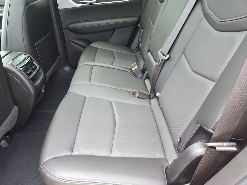 Thumbnail: 2024 Cadillac XT5 - 26