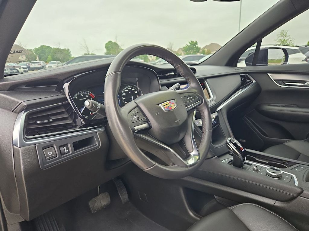 Thumbnail: 2024 Cadillac XT6 - 2