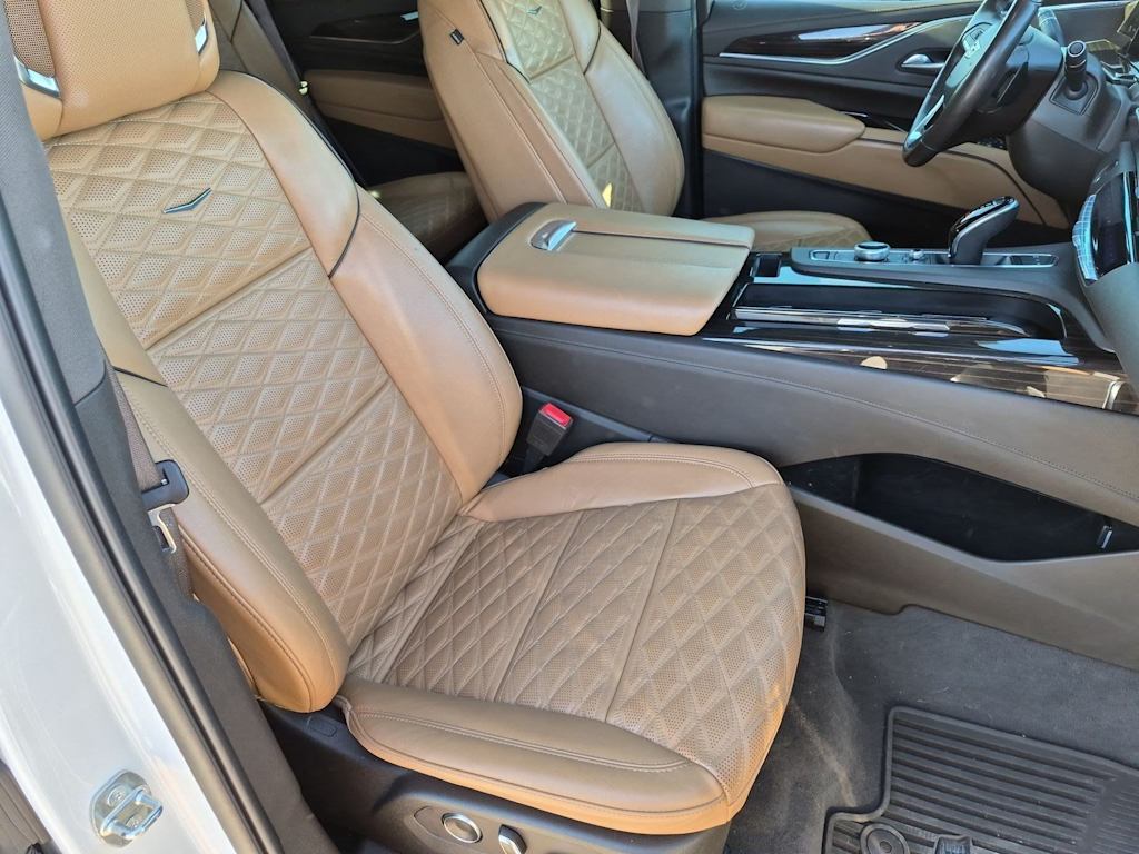 Thumbnail: 2021 Cadillac Escalade - 11
