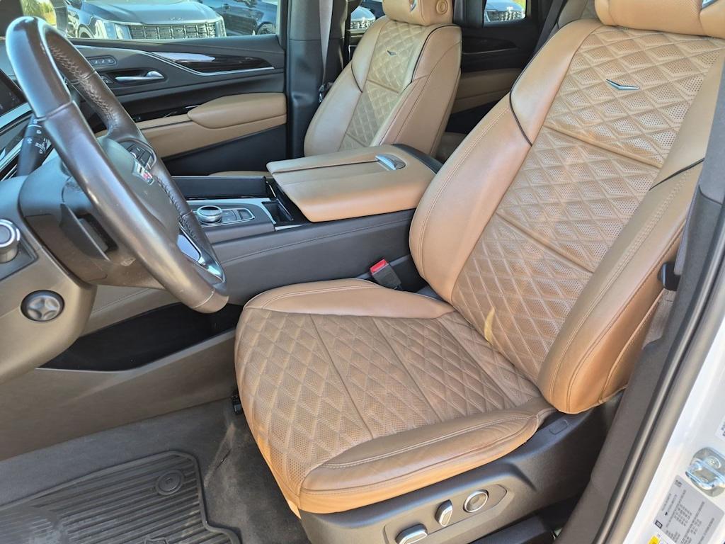 Thumbnail: 2021 Cadillac Escalade - 10