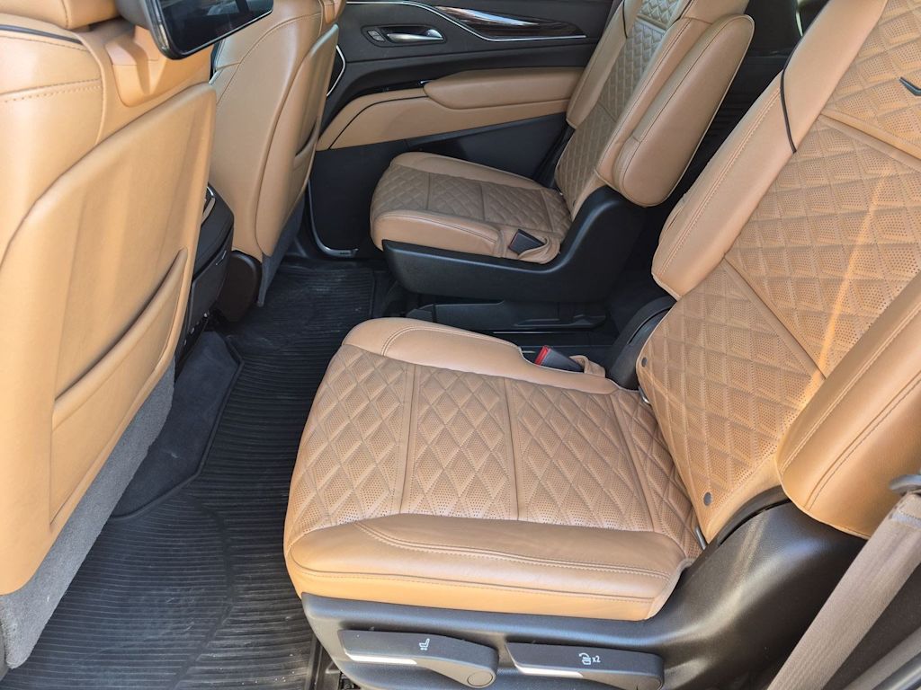 Thumbnail: 2021 Cadillac Escalade - 12