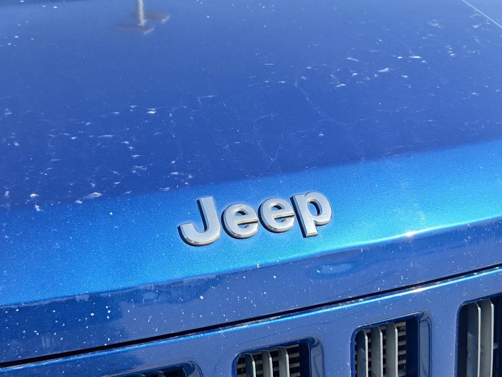 Thumbnail: 2010 Jeep Liberty - 6