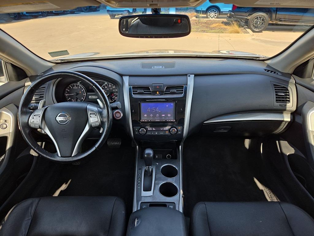Thumbnail: 2013 Nissan Altima - 9