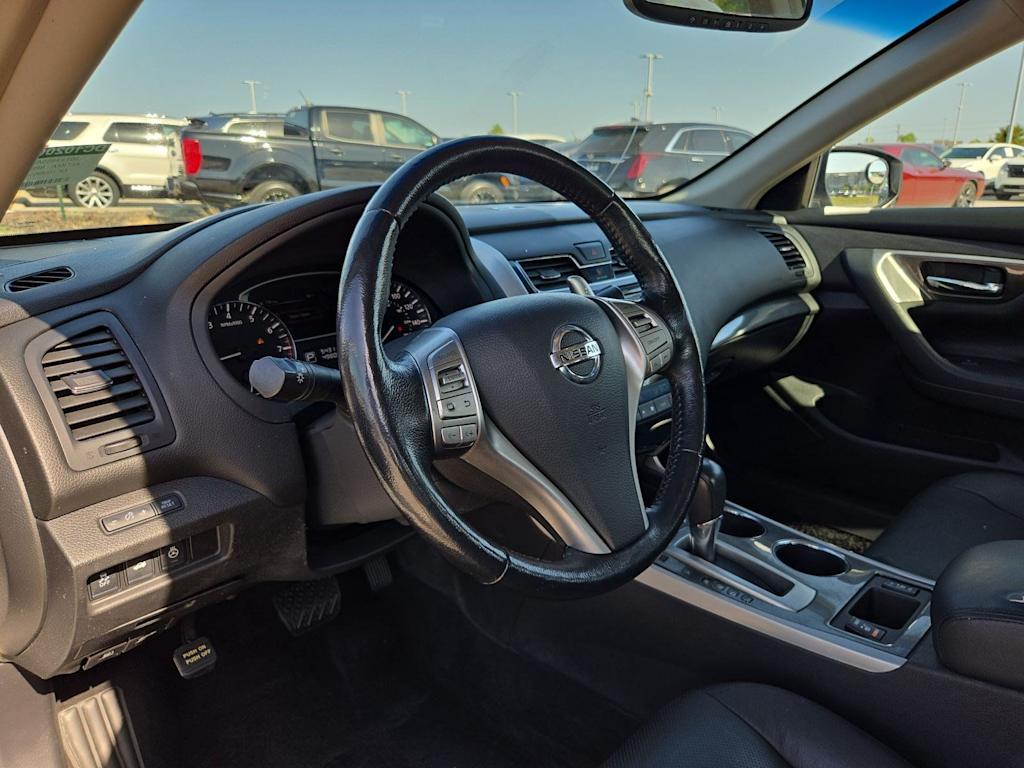 Thumbnail: 2013 Nissan Altima - 2