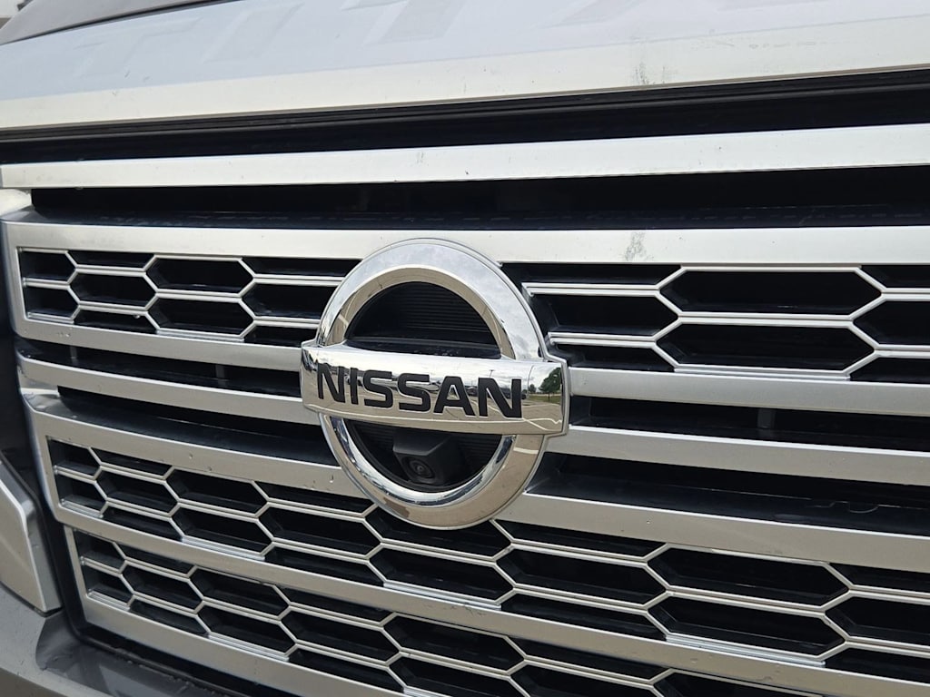 Thumbnail: 2021 Nissan Titan - 23