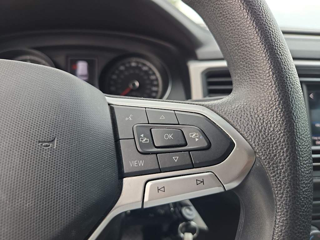 Thumbnail: 2021 Volkswagen Atlas - 26