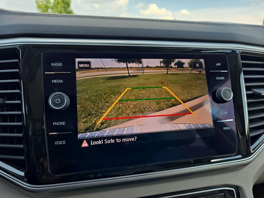 Thumbnail: 2018 Volkswagen Atlas - 32