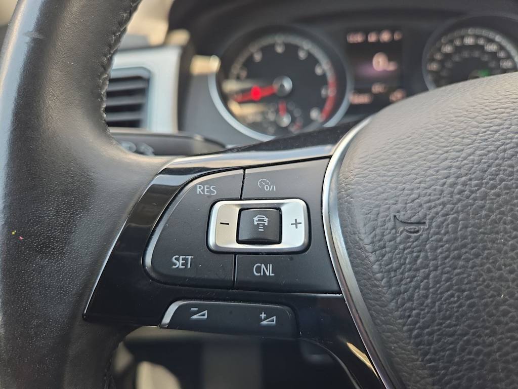 Thumbnail: 2018 Volkswagen Atlas - 28
