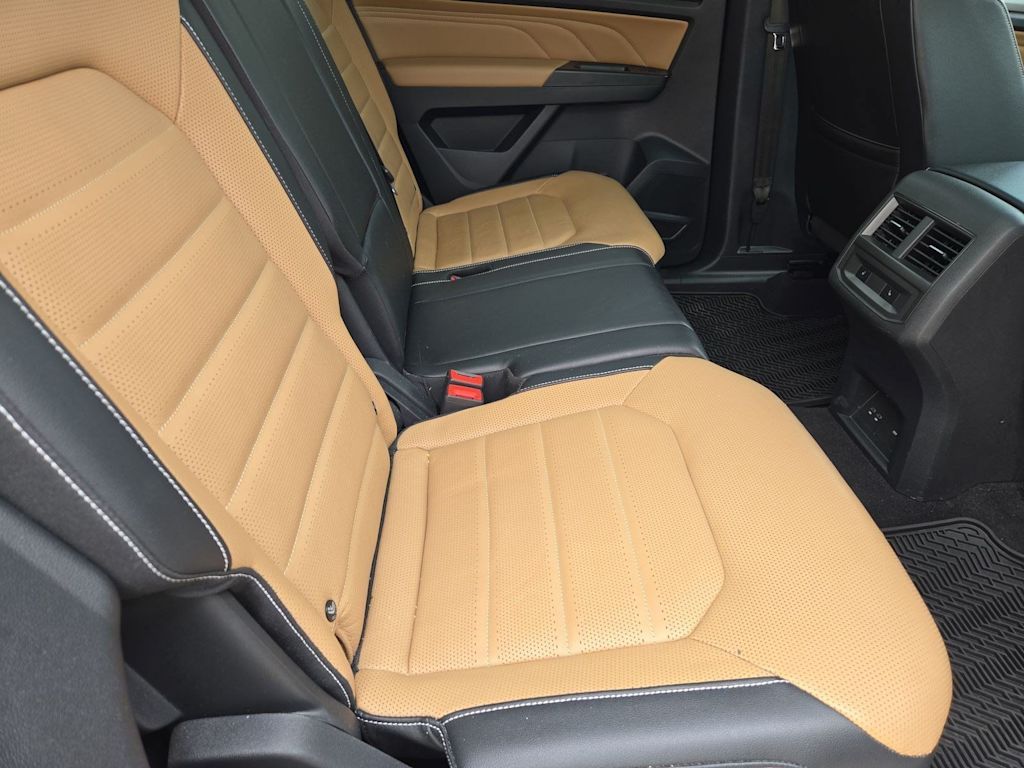 Thumbnail: 2021 Volkswagen Atlas - 11