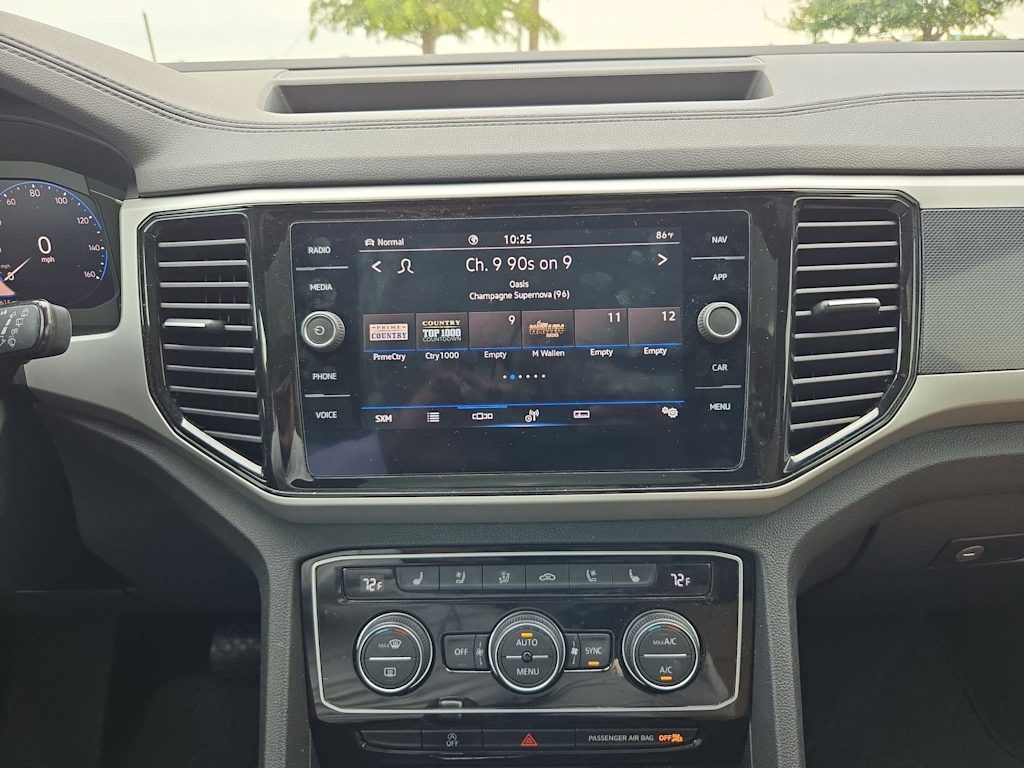 Thumbnail: 2021 Volkswagen Atlas - 14