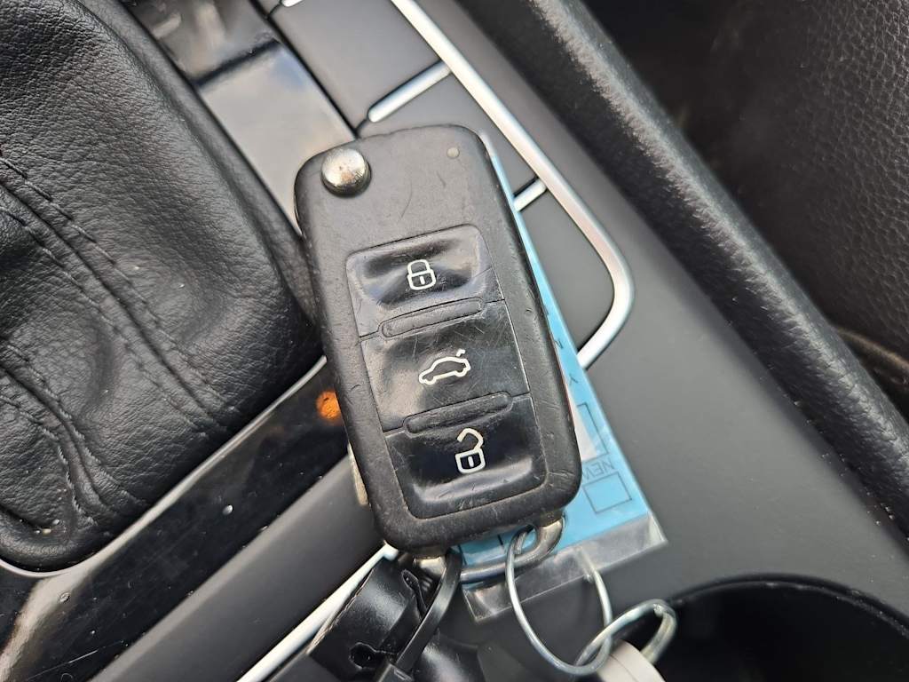 Thumbnail: 2015 Volkswagen Passat - 34