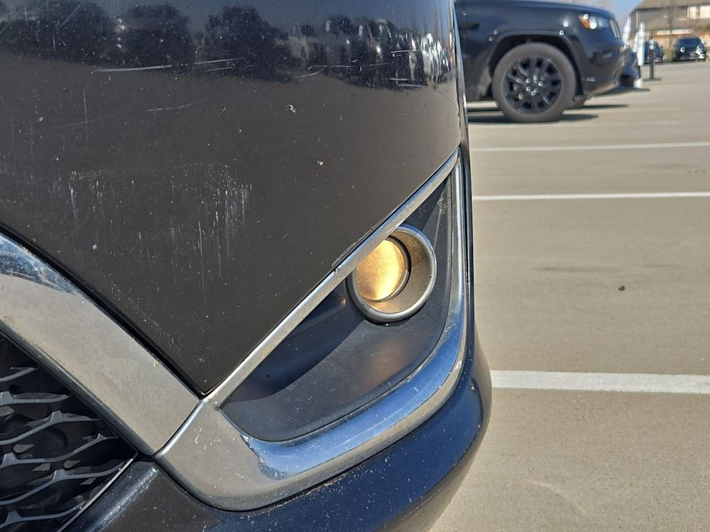 Thumbnail: 2018 Chrysler Pacifica - 7