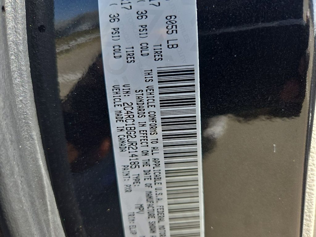 Thumbnail: 2018 Chrysler Pacifica - 18