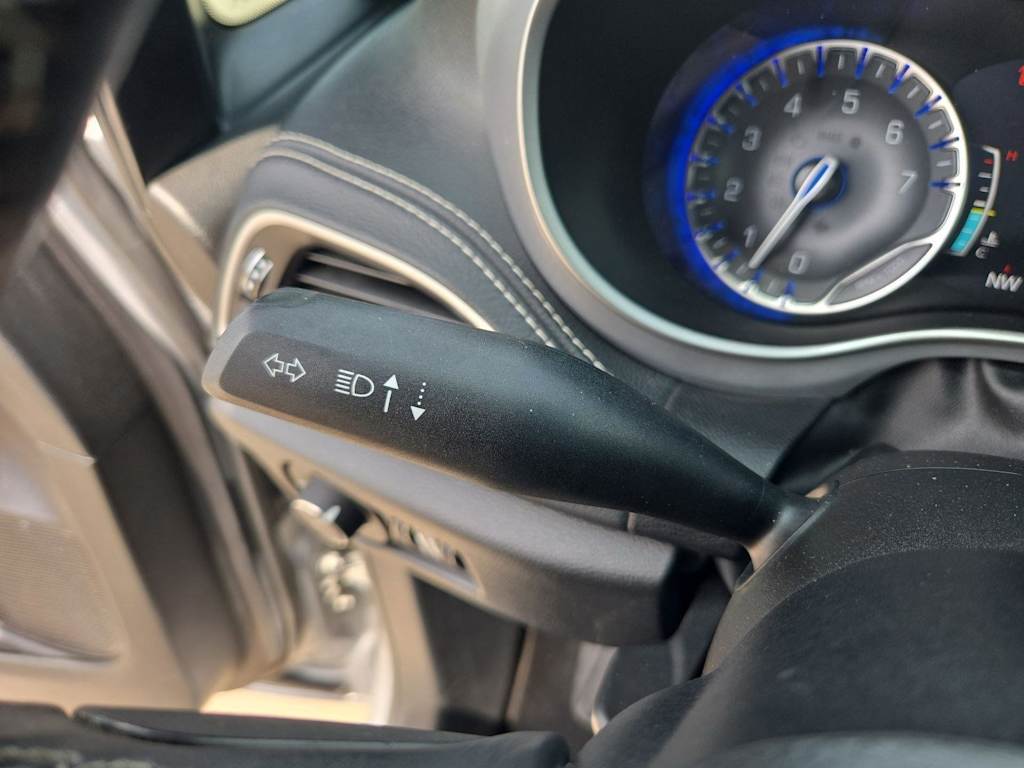 Thumbnail: 2021 Chrysler Pacifica - 28