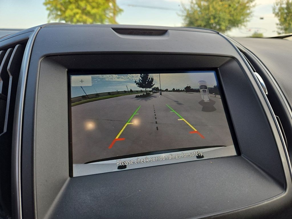 Thumbnail: 2020 Ford Edge - 28