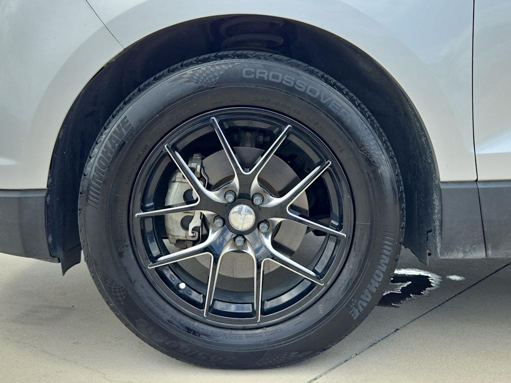 Thumbnail: 2018 Ford Edge - 8