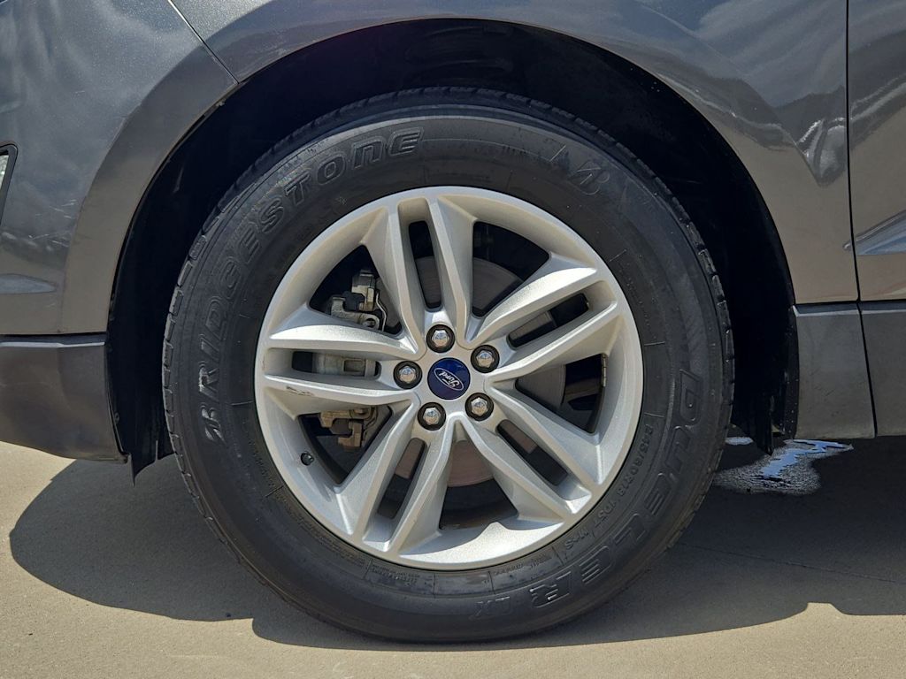 Thumbnail: 2017 Ford Edge - 8