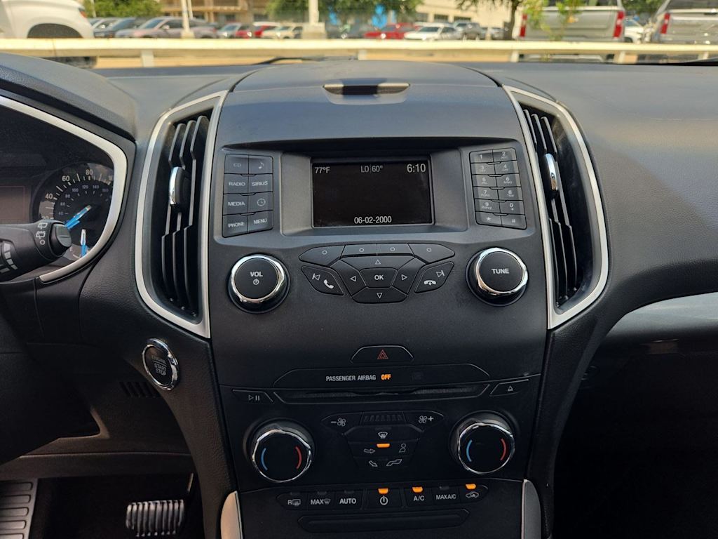 Thumbnail: 2017 Ford Edge - 14