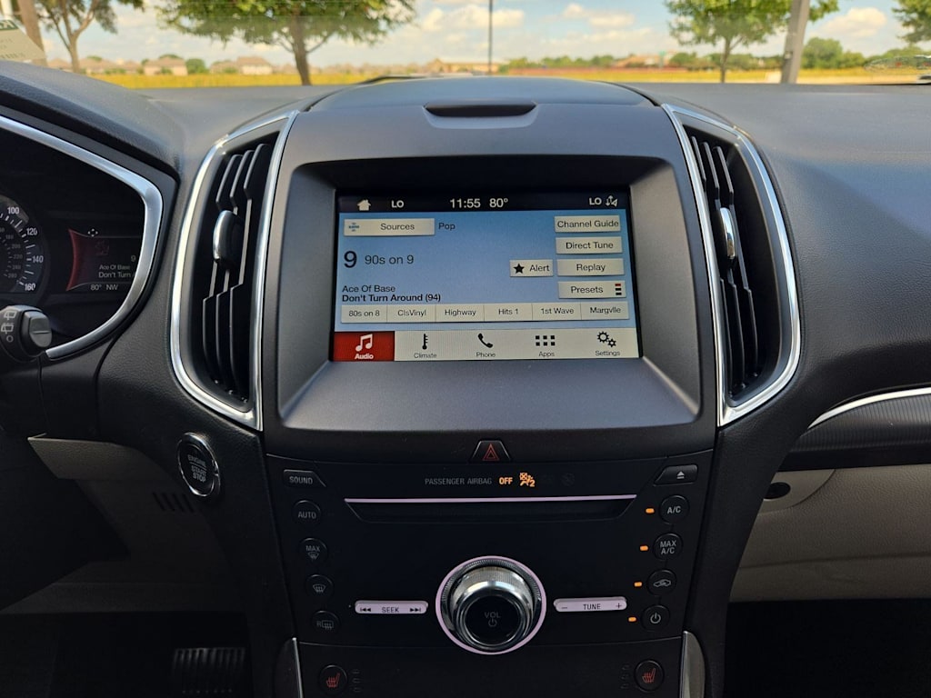 Thumbnail: 2019 Ford Edge - 14