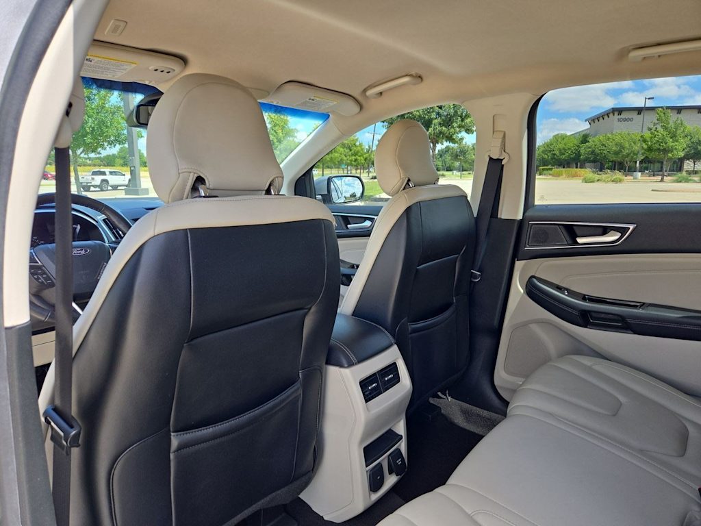 Thumbnail: 2019 Ford Edge - 12
