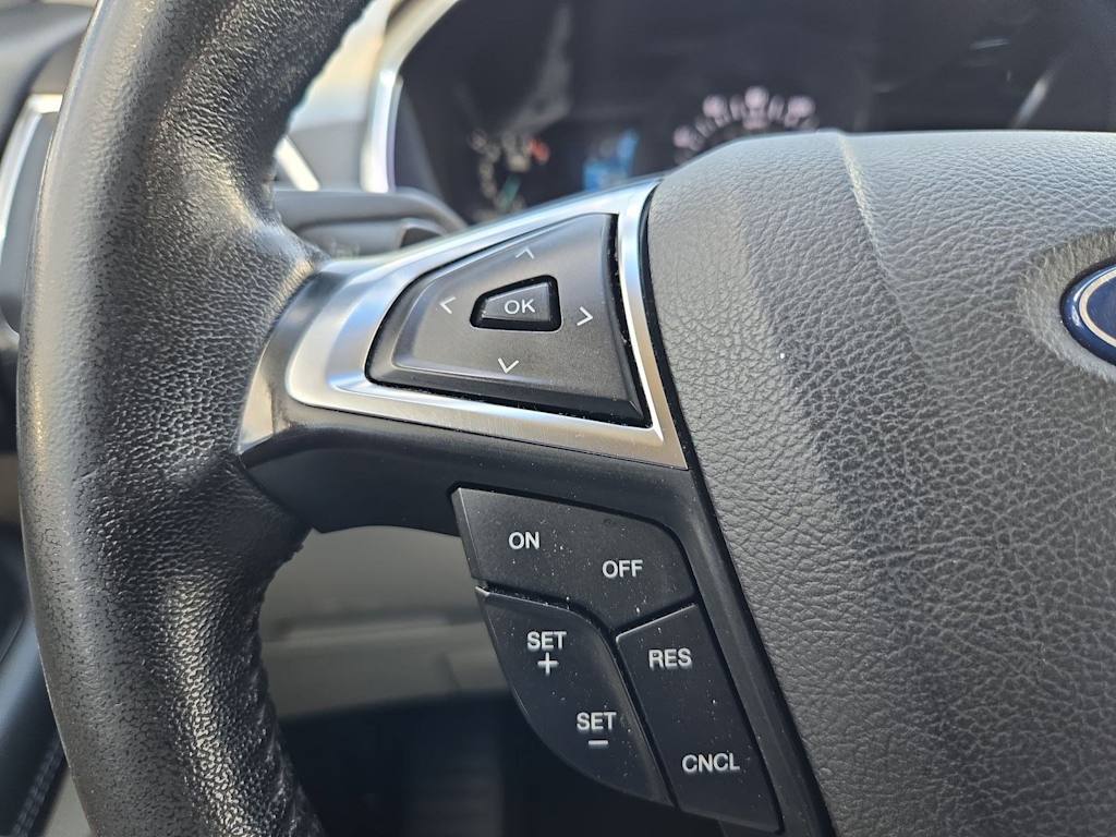 Thumbnail: 2019 Ford Edge - 26