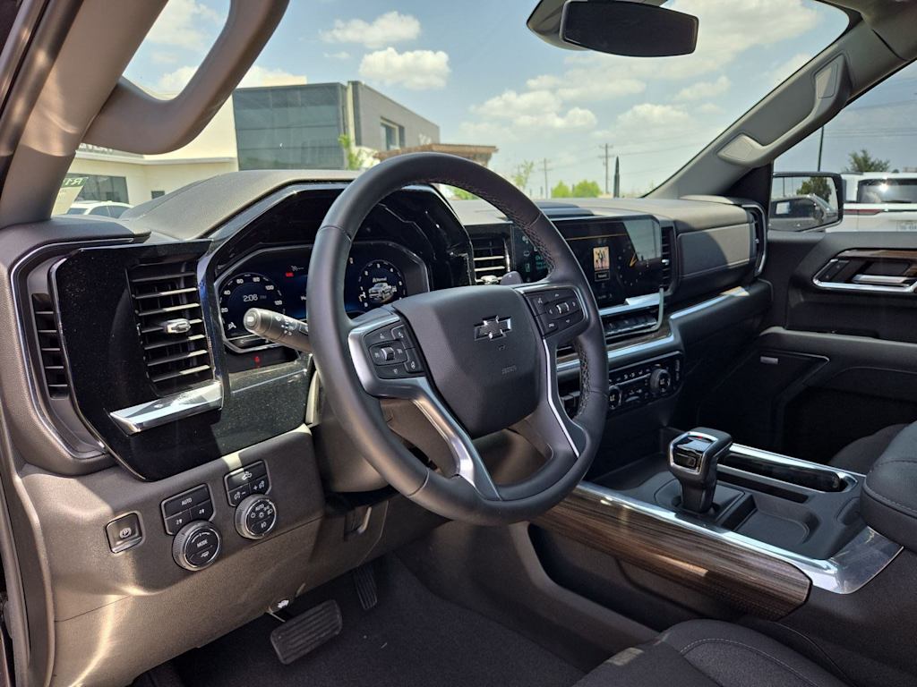 Thumbnail: 2024 Chevrolet Silverado 1500 - 2