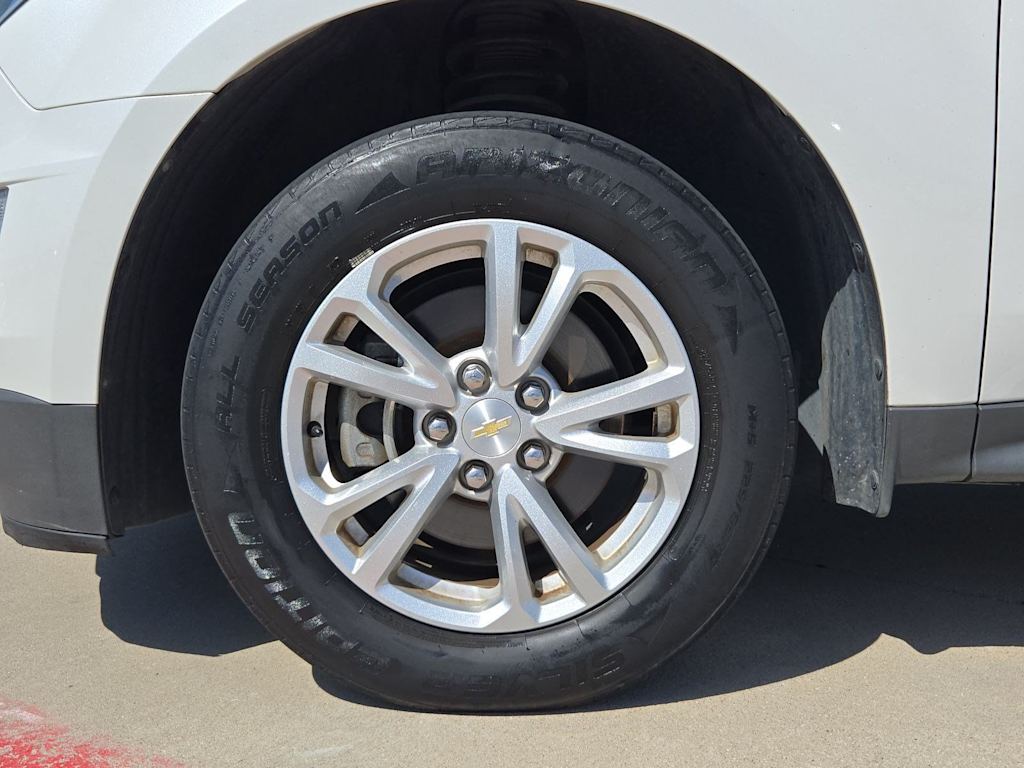 Thumbnail: 2016 Chevrolet Equinox - 8