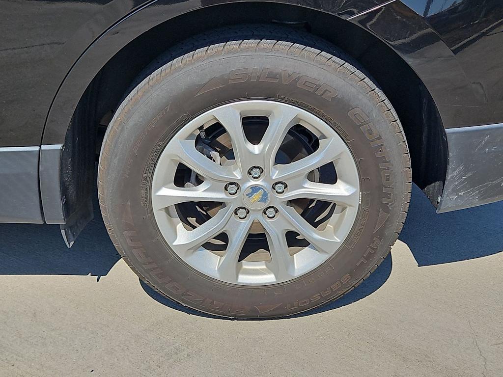 Thumbnail: 2018 Chevrolet Equinox - 8