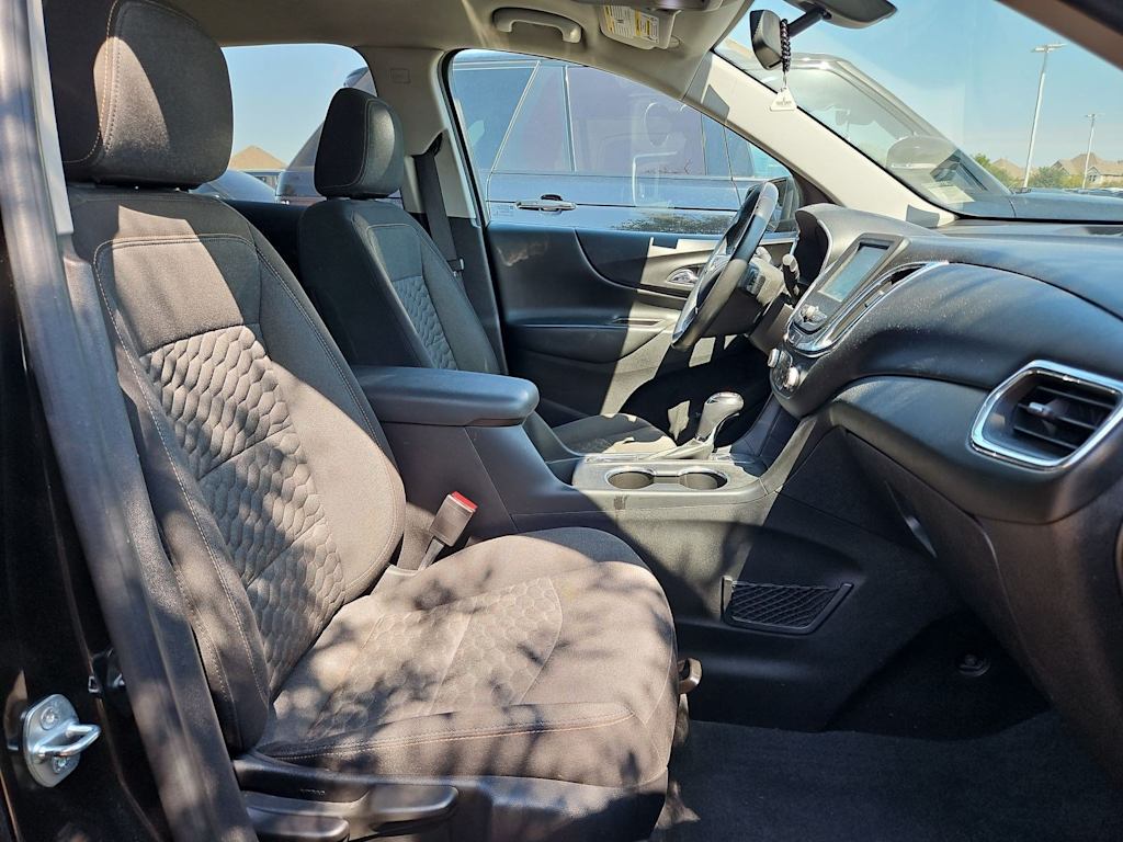 Thumbnail: 2018 Chevrolet Equinox - 11