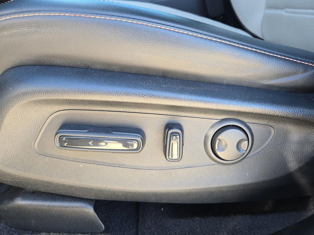 Thumbnail: 2023 Honda CR-V - 23