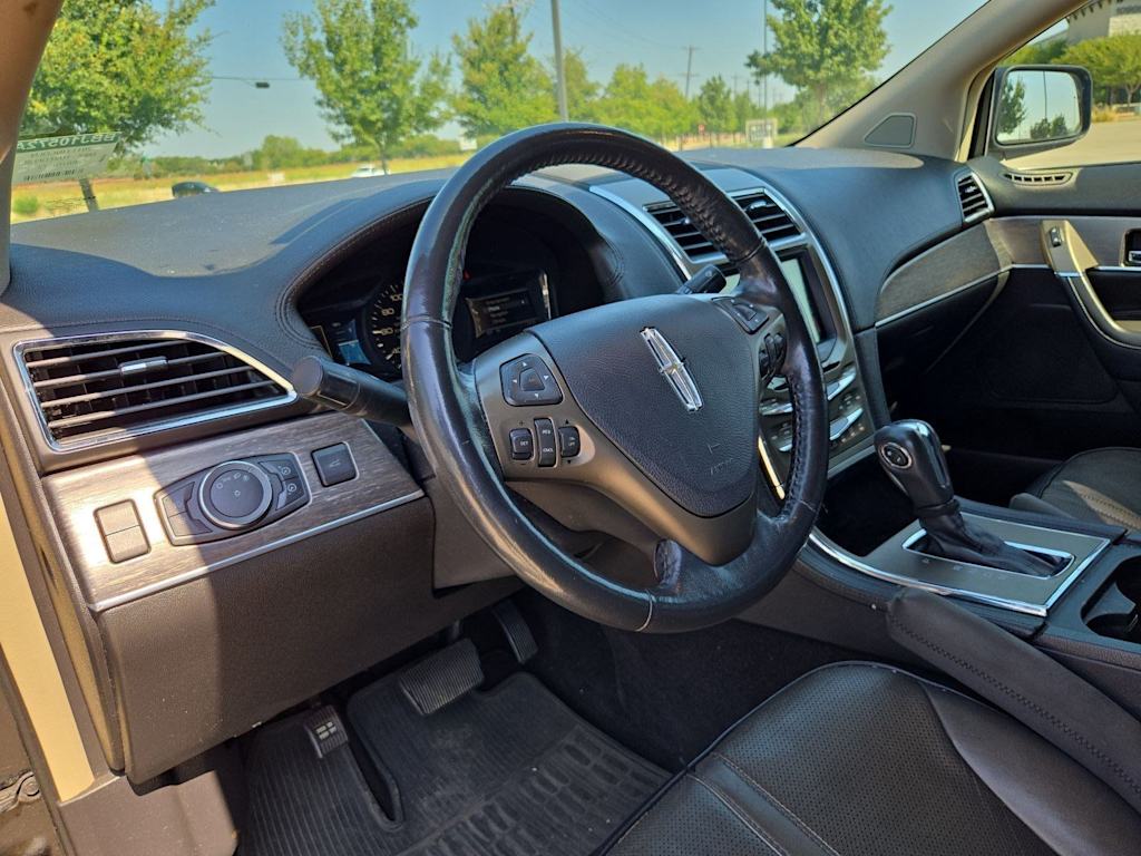 Thumbnail: 2011 Lincoln MKX - 2