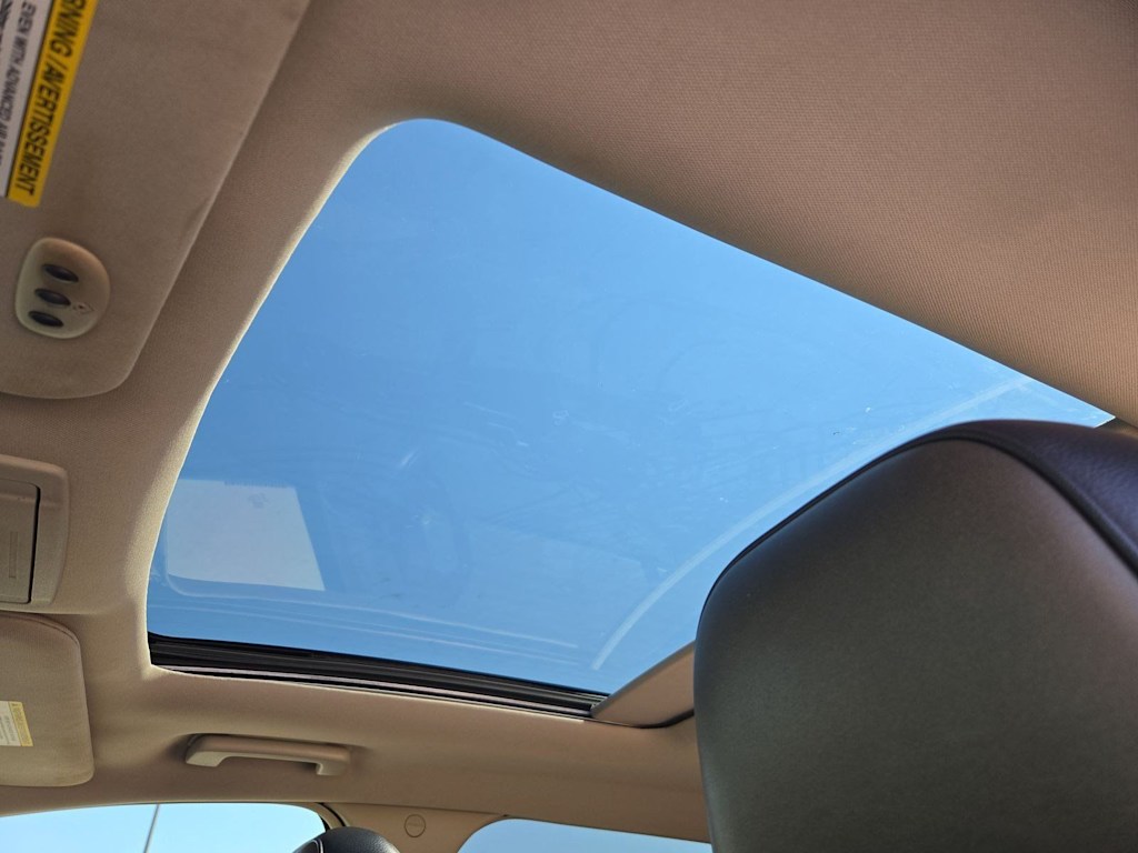 Thumbnail: 2011 Lincoln MKX - 23