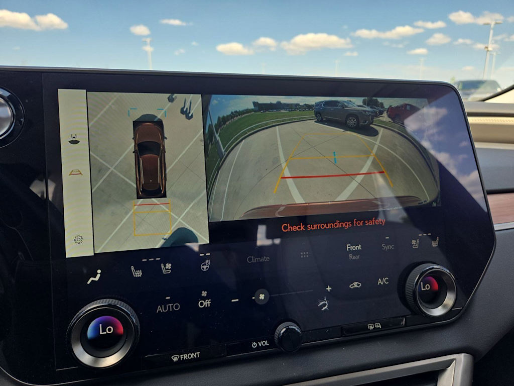 Thumbnail: 2023 Lexus RX - 32