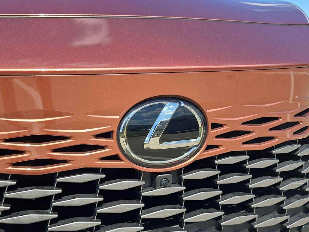 Thumbnail: 2023 Lexus RX - 7