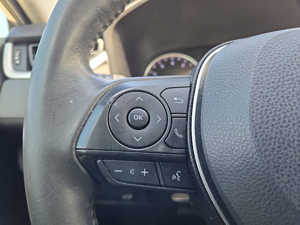 Thumbnail: 2020 Toyota RAV4 - 29