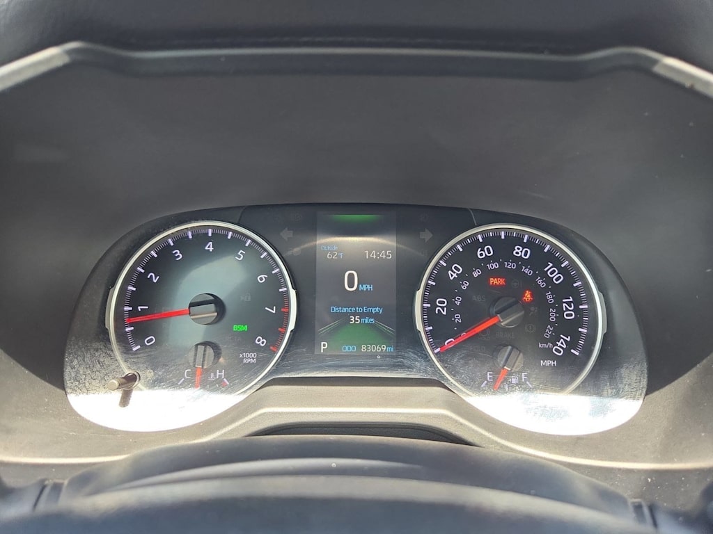 Thumbnail: 2020 Toyota RAV4 - 16