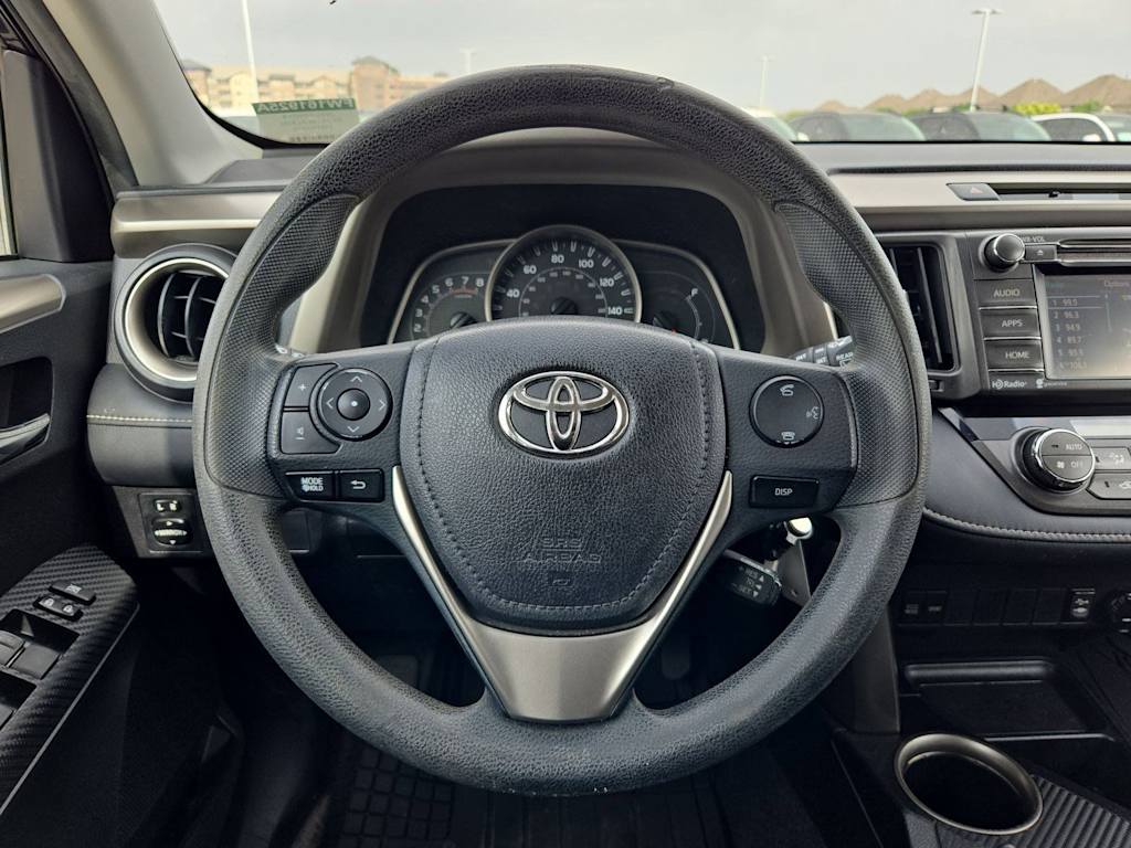 Thumbnail: 2015 Toyota RAV4 - 13
