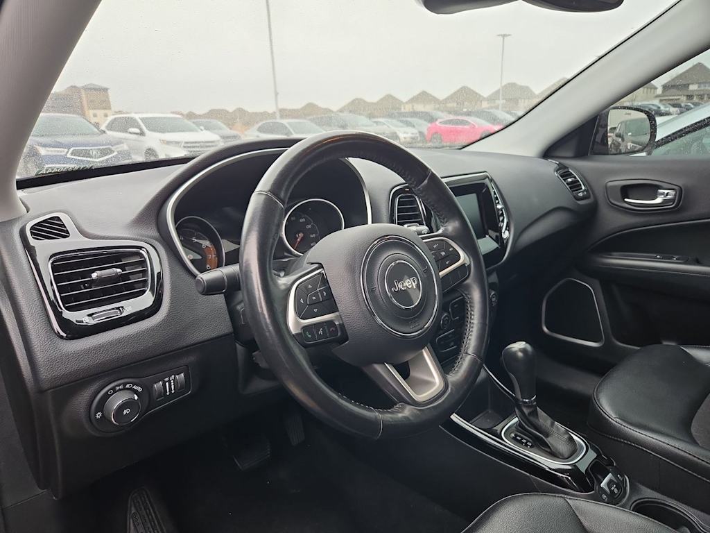 Thumbnail: 2019 Jeep Compass - 2