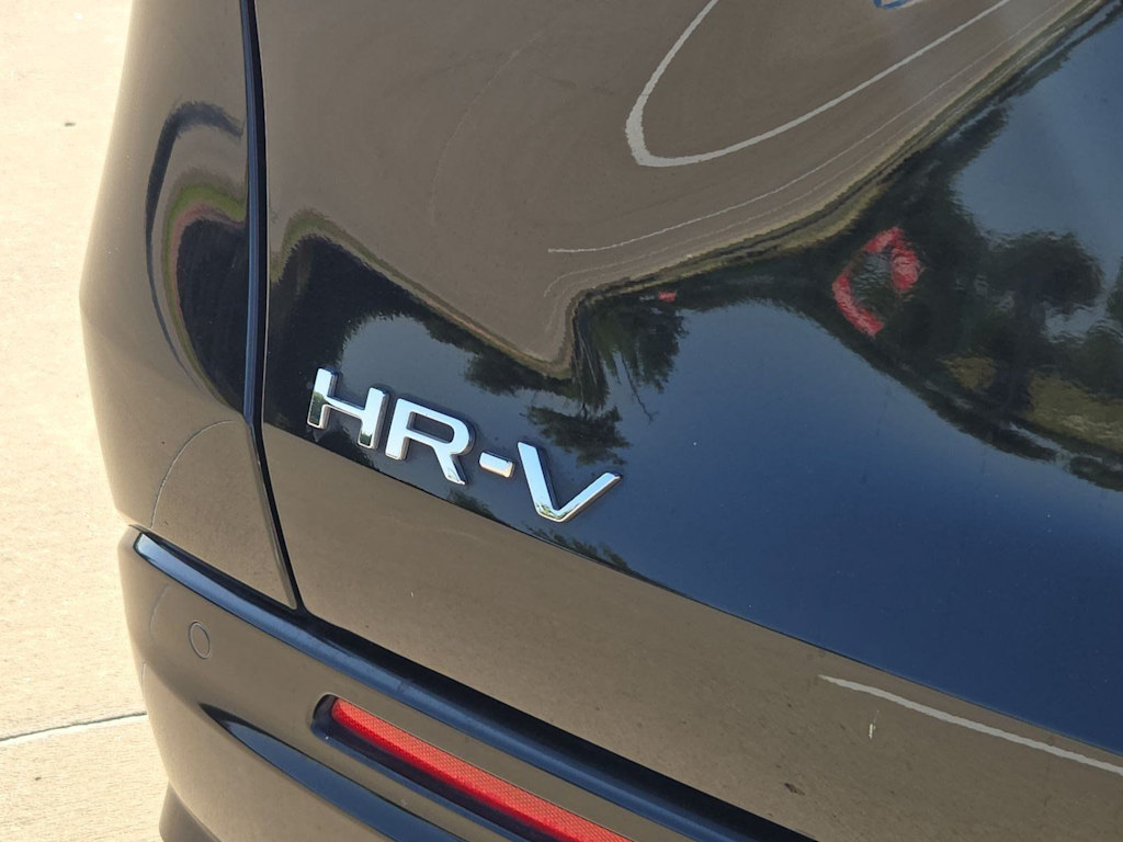 Thumbnail: 2023 Honda HR-V - 23