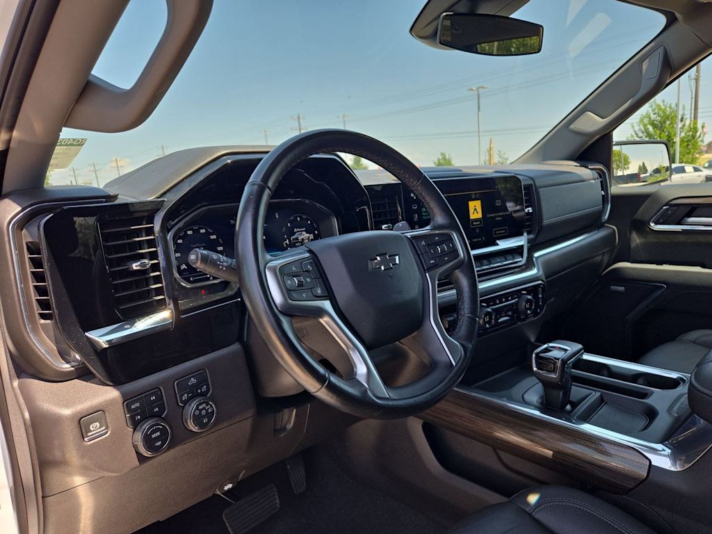 Thumbnail: 2024 Chevrolet Silverado 1500 - 2