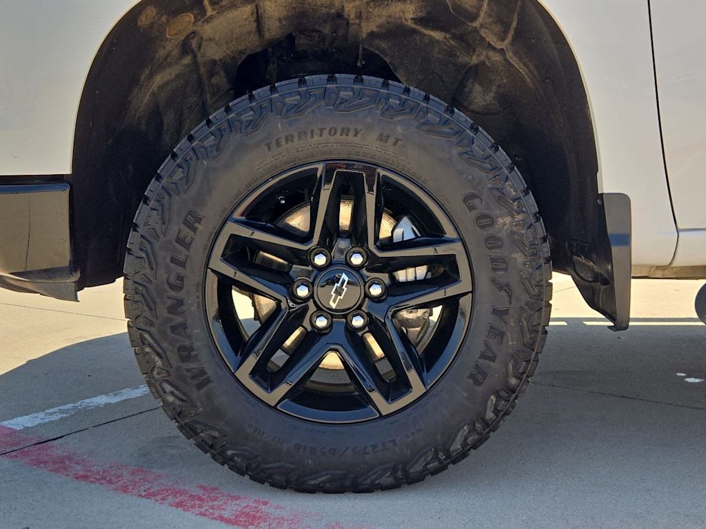 Thumbnail: 2024 Chevrolet Silverado 1500 - 8